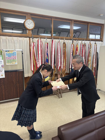 税に関する作文　表彰式【機種依存文字】